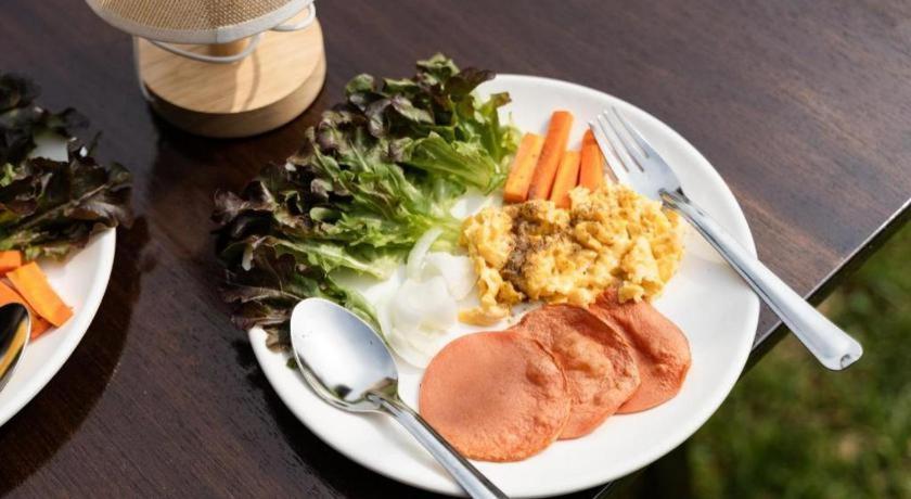 Croissant Hotel And Cafe 치앙라이 외부 사진